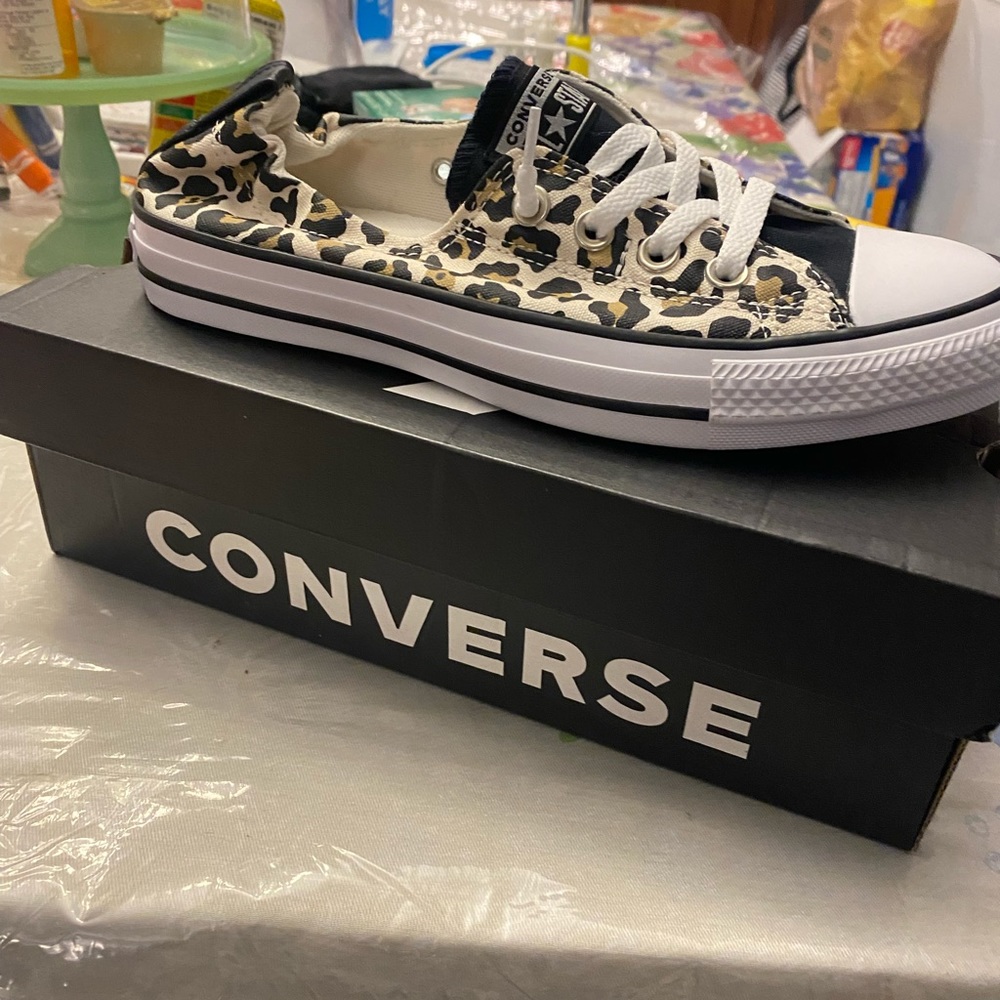 Converse Cheetah Print Low top